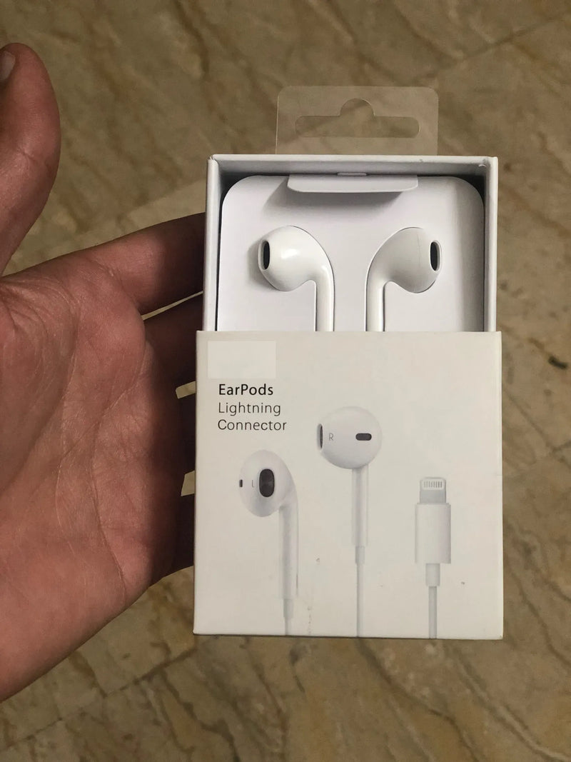 Lightning Plug & Play Earbuds – Wired In-Ear Headphones for iPhone with HD Mic & Noise Isolation